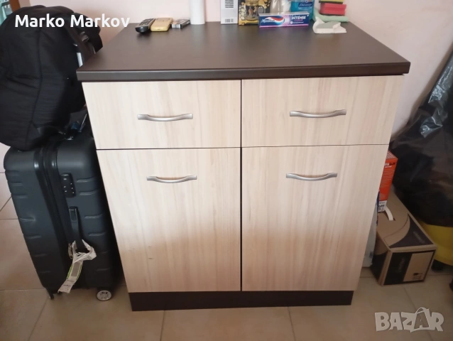 Продавам секции и шкаф , снимка 3 - Секции и витрини - 54737006