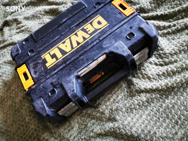 куфар за винтоверт dewalt dcd 796, снимка 5 - Винтоверти - 54930965