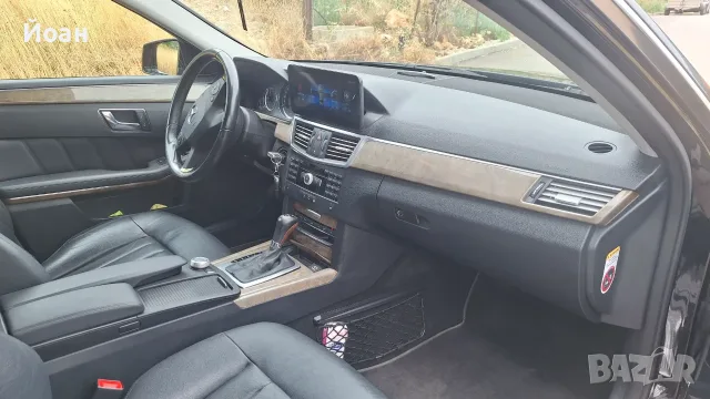 Mercedes-Benz E250 ELEGANCE , снимка 11 - Автомобили и джипове - 55406972