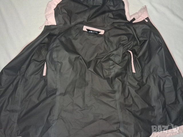 2 броя - The North Face  (М) и (L) дамско яке Gore tex и пух, снимка 7 - Якета - 48351892