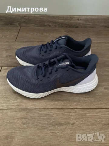 Дамски маратонки Nike Revolution , снимка 5 - Маратонки - 55302664