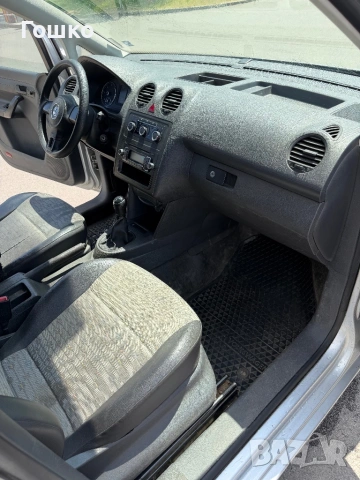 VW caddy 1.6 tdi, снимка 6 - Автомобили и джипове - 54446922