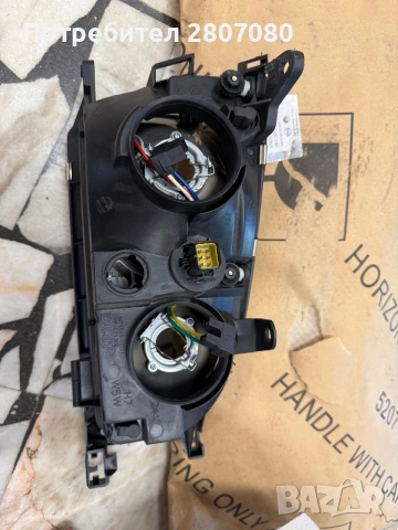     81170-05100, Оригинален ляв фар Toyota Avensis T22 Facelift 2000–2003 NEW OEM 81170-05100, снимка 3 - Части - 55067707