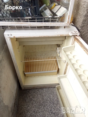 хладилник, снимка 2 - Хладилници - 53962286