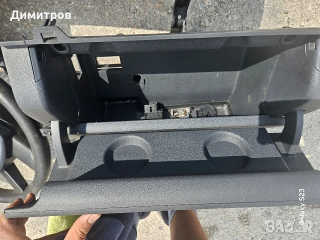 Арматурно табло за VW Touran + еърбъци ,от 2003 до 2010 година ., снимка 6 - Части - 55404023