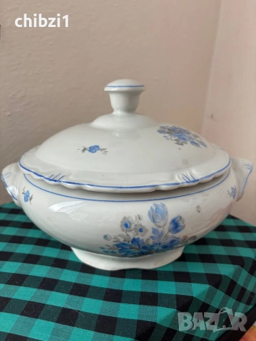 Ретро порцеланов супник с капак