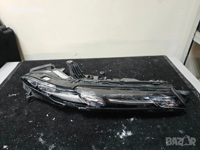 Десен фар BMW X7 G07 LCI dessn far бмв х7 г07, снимка 2 - Части - 54487736