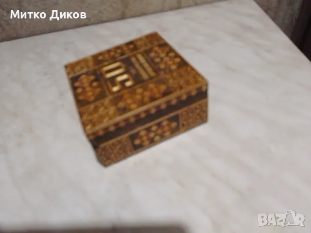 Дървена кутия пирографирана от соца 50год.Пион.Организация 120х120х55мм, снимка 2 - Декорация за дома - 55425564