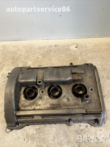 Капак на клапани преден десен за Audi A4 B5 2.8 V6 (2001) 078103472L