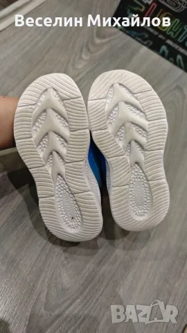 Детски маратонки Skechers, снимка 9 - Детски маратонки - 55649683