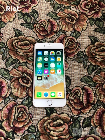 Продавам iPhone 6