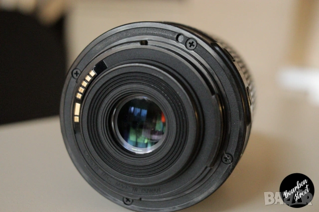 Canon EF-S 18-55mm f/3.5-5.6 IS STM, снимка 3 - Обективи и филтри - 54371487