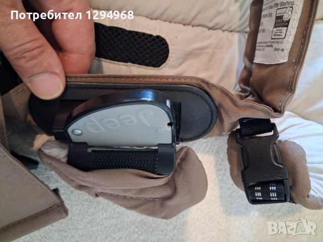 Оригинално бебешко кенгуру Jeep Baby Traveler (Kolcraft), снимка 13 - Кенгура и ранички - 54987798