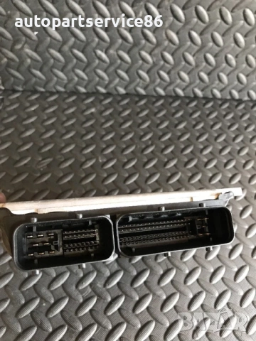 Електронен блок за управление на двигателя (ECU) Hitachi MEC63-750 за Nissan Murano 3.5 (2004–2007), снимка 3 - Части - 54364616