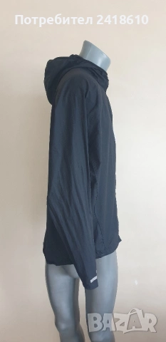 Nike Shield Light Jacket Mens Size L ОРИГИНАЛ! Мъжко Олекотено Яке Ветровка!, снимка 2 - Спортни дрехи, екипи - 55137400