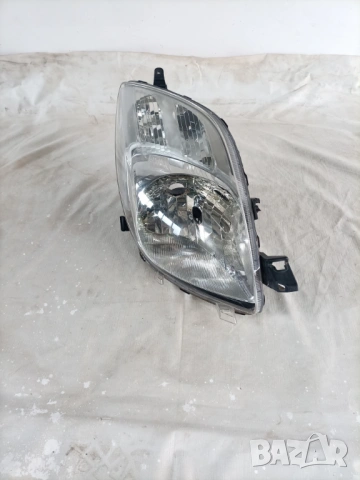 Фар десен 811300D120 Yaris _P90_ 11/2005-11/2008