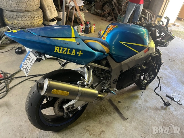Suzuki gsxr k1 750, снимка 4 - Мотоциклети и мототехника - 55147323