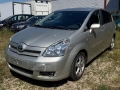 Toyota Corolla Verso 2.2d4d 136к.с. 2005г. се продава на части, снимка 1