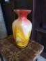 Стара ваза от цветно стъкло.. , снимка 1