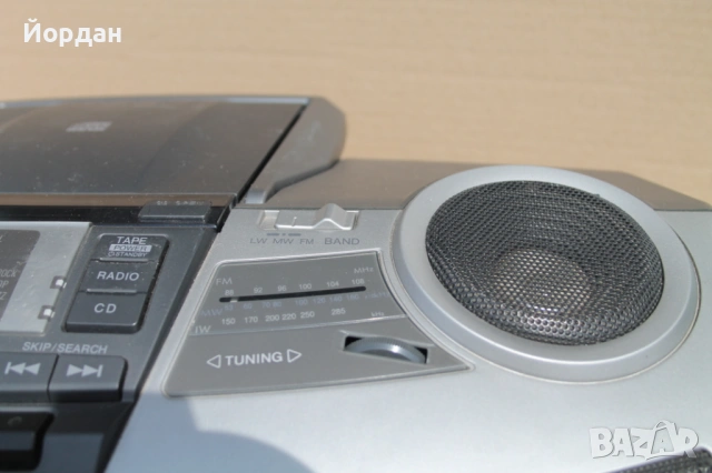 Радио касетофон ''Aiwa CSD -ES 777'' , снимка 7 - Радиокасетофони, транзистори - 54554662