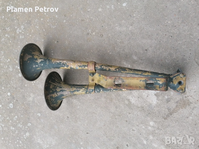 часовник, обувки и клаксон , снимка 15 - Други ценни предмети - 44474821