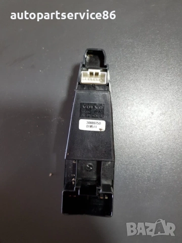 Преден десен главен бутон за прозорец за Volvo S40 1.8 (2001) 30889750, снимка 2 - Части - 54056109