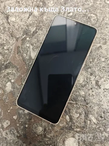 Телефон Samsung A-33-5G - 128 GB - пукнат от задната страна, но работещ перфектно, снимка 2 - Samsung - 55419612