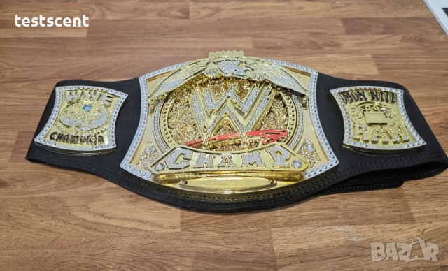 Висок клас кожен шампионски колан WWE 2010 John Cena  Spinner Championship Belt Mattel Replica Toy, снимка 4 - Фен артикули - 54697092