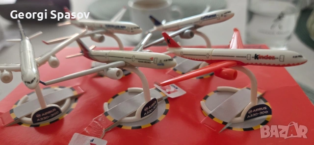 Колекция Аirbus A330-300, снимка 13 - Влакчета, самолети, хеликоптери - 54843661