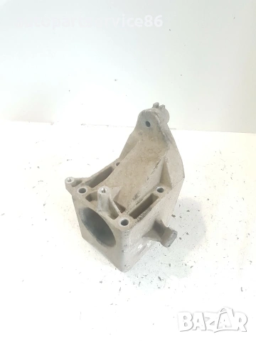 Конзола за ляв тампон на двигателя за Mercedes Sprinter W906 311 CDI (06-2010) A6462230404