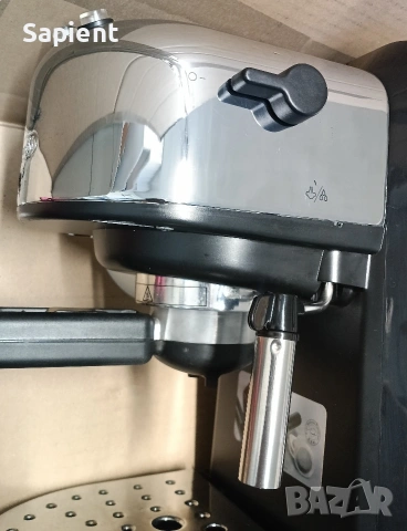 Кафемашина DeLonghi., снимка 3 - Кафемашини - 54348067