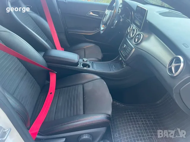 Mercedes-Benz CLA 220 AMG 2016 година 177 к.с, снимка 8 - Автомобили и джипове - 55563459