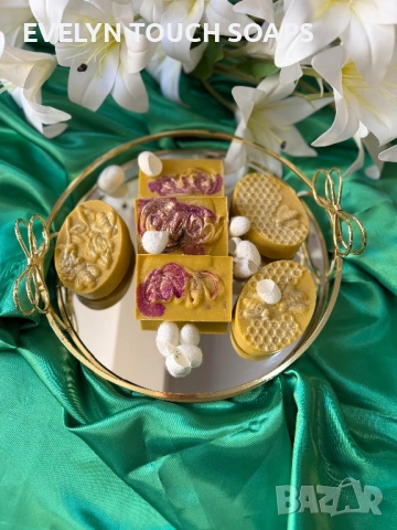 Натурален сапун със шафран патешка мас копринени буби оризово мляко, снимка 2 - Козметика за тяло - 54230962