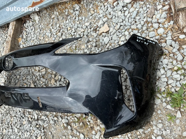 Предна броня Toyota Yaris Cross 2020-2025. 52119-0DC20.  Оригинална. , снимка 2 - Части - 54552469