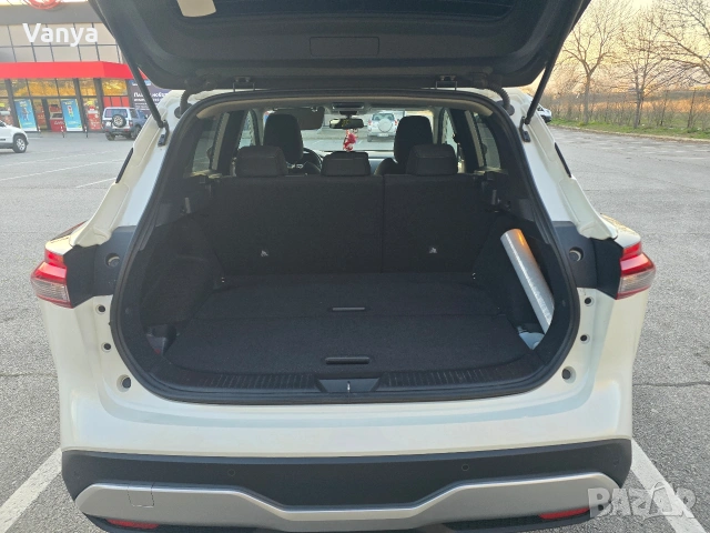 Nissan Qashqai , снимка 7 - Автомобили и джипове - 54031616