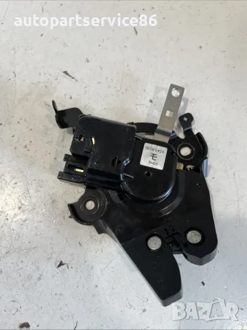 Механизъм за брава на заден капак (багажник) за Mazda 3 2.2D (2015) 5E080424 OEM, снимка 2 - Части - 55568967