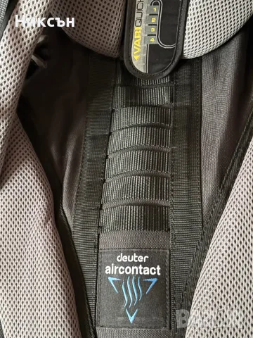 Туристическа чанта Deuter ACT Lite 40+10, снимка 4 - Чанти - 55332382