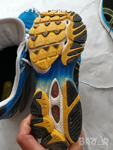 Маратонки за бягане SAUCONY и ASICS gel 28,5 см. , снимка 6 - Маратонки - 54664733