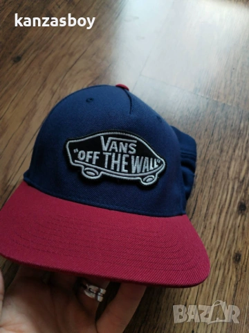 VANS - страхотна шапка КАТО НОВА универсален размер