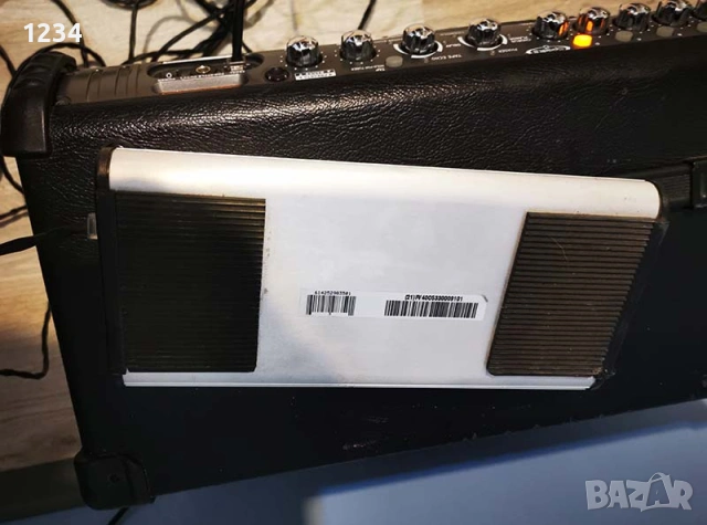 Усилвател за китара кубе Line 6 Spider III 120 вата и FBV4 суич педал, снимка 7 - Ресийвъри, усилватели, смесителни пултове - 54875774