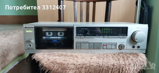 HITACHI D - E 37
