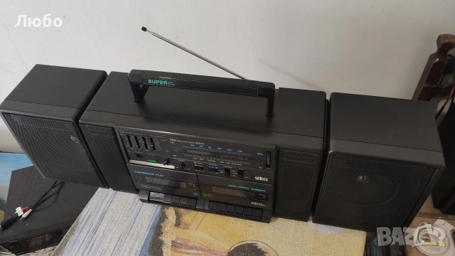Seleco SRS70 работещ касетофон, снимка 4 - Радиокасетофони, транзистори - 55148563