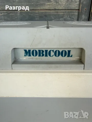 Хладилна чанта MOBICOOL 12V и 220V  26L, снимка 2 - Хладилни чанти - 55337797