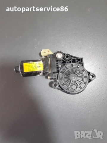 Мотор за стъкло на предна лява врата за Hyundai Elantra (2002) 82460-2D000, снимка 3 - Части - 54409632