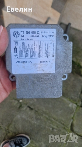 AIRBAG модул от VW Touran 2006г, снимка 3 - Части - 54098383