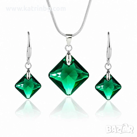 Комплект бижута Emerald Shimmer със зелени кристали – колие и обеци Square