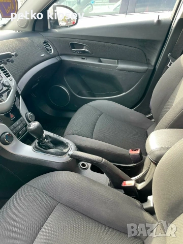Продава се Chevrolet Cruze , снимка 5 - Автомобили и джипове - 54340493