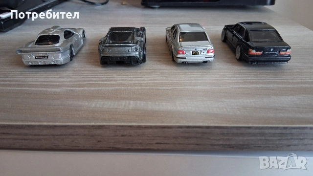 Hot wheels Ferrari, BMW M5 premium, maisto mercedes, снимка 3 - Други - 54514350