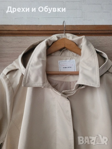 Нов тренч манто в бежов цвят със сваляща качулка , снимка 2 - Палта, манта - 54091797