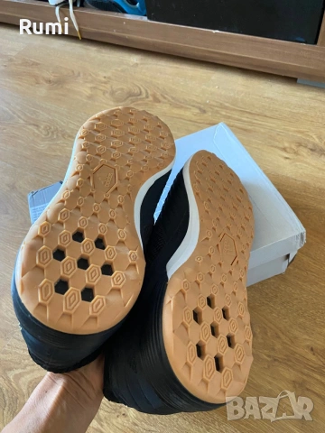 Нови оригинални Футболни обувки adidas Predator 19.3 In ! 40 н, снимка 6 - Маратонки - 54657644